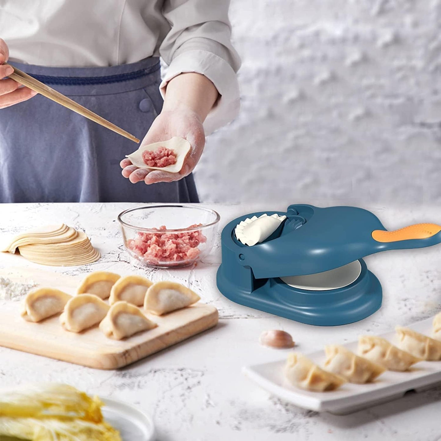 2 In 1 Dumpling Maker,Dumpling Press Skin Maker Machine,Manual Dumpling Maker Mould,Multifunctional Dumpling Wrapper Making Tools for Making Dumplings and Ravioli