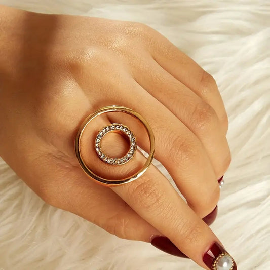 1pc Stylish Ring Exaggerated Hollow Circle Design 18k Gold Plated Inlaid Rhinestone Match Daily Outfits Party Accessory Suitable For Women