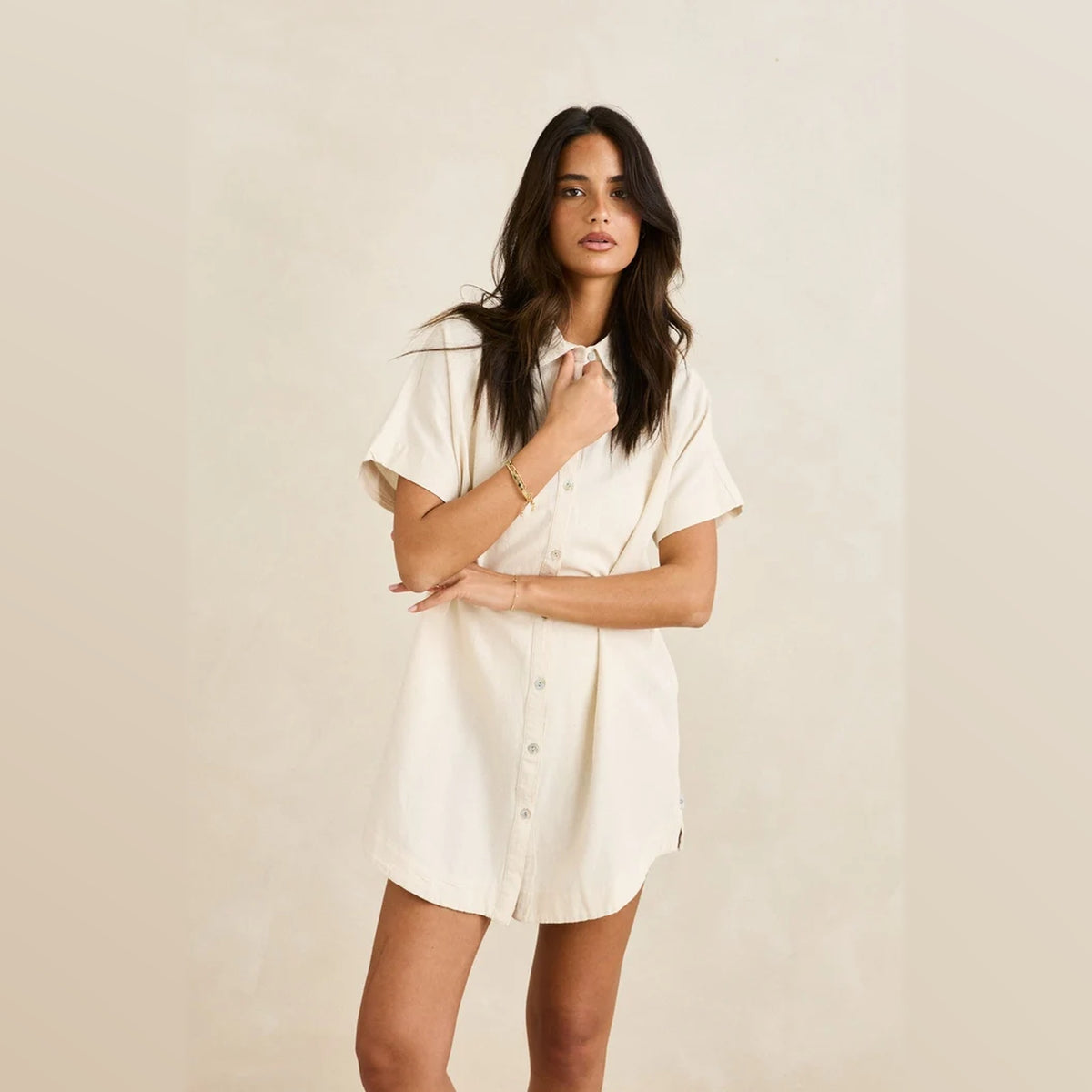 Women's Cream Oversized Short Sleeve Button-Down Shirt Dress – Relaxed Fit Cotton Linen Look Mini Dress – Casual, Summer & Beach Cover-Up – Size L