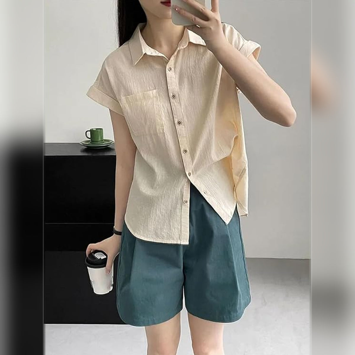 Women's Beige Short Sleeve Button-Up Shirt – Cotton Linen Textured Casual Blouse with Chest Pocket & Cuffed Sleeves – Relaxed Fit Summer Top – Size M