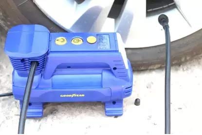 Goodyear RCP-B62A Heavy Duty Tyre Inflator (Blue)