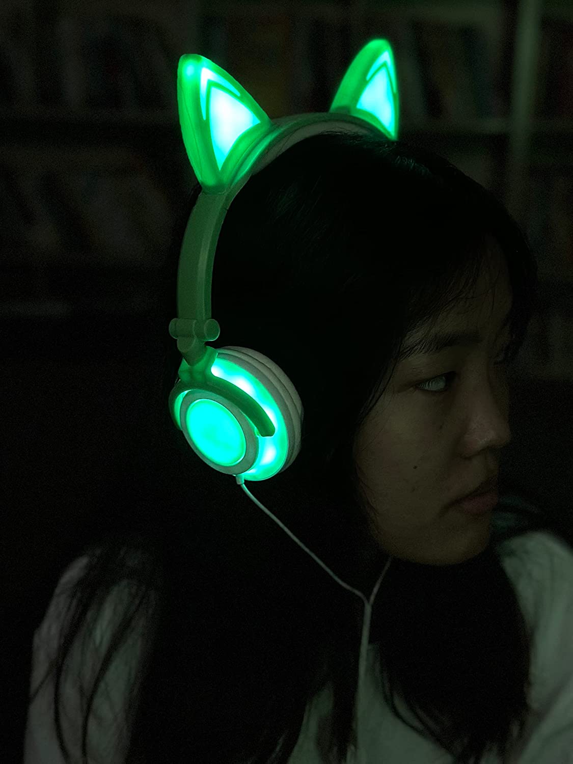 Olyre Kids Headphones with LED Light Up, Cute Cat Ear Earphones for Girls Teens Adults, Stereo Adults Headphone with 3.5mm Jack for iPad Tablet Computer Mobile Phone (Green)