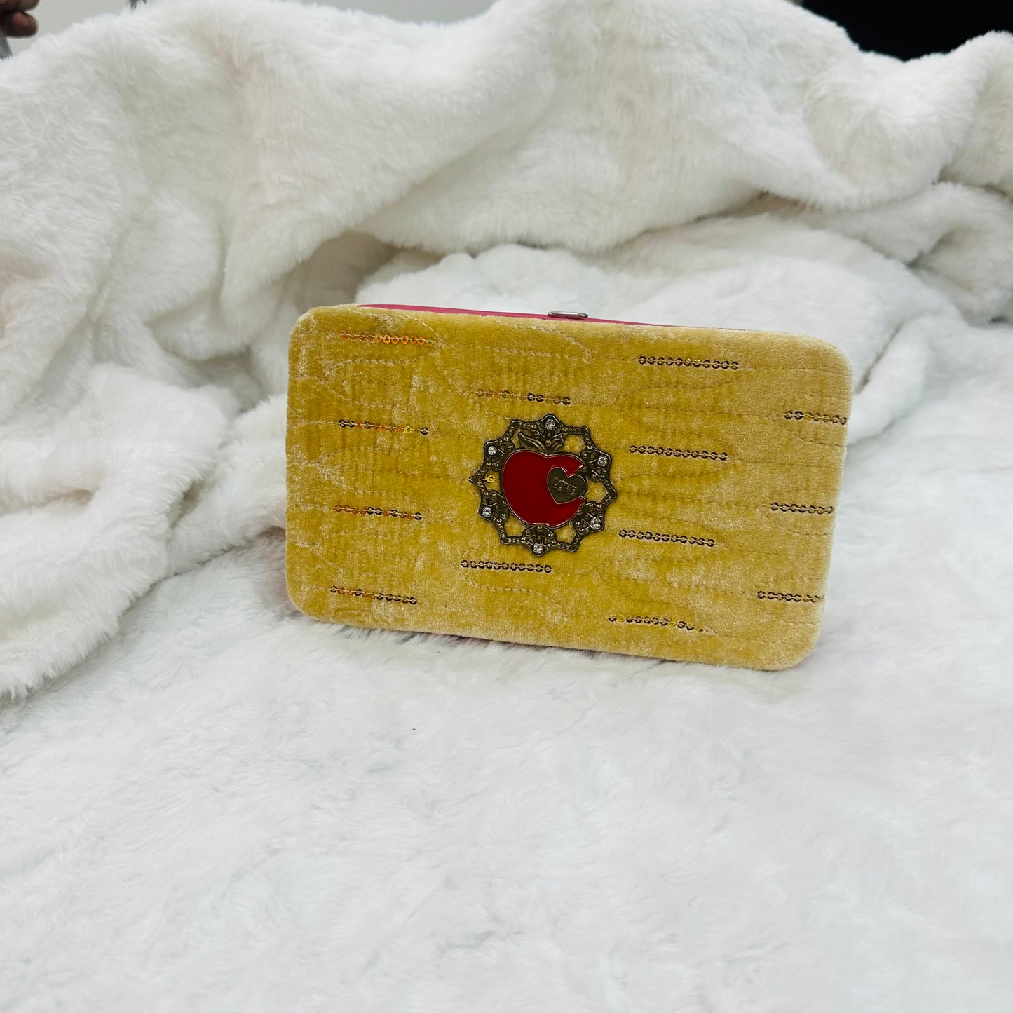 Clutch for Girls – Stylish Sequins  Elegant Bridal Party Handbag | Wedding & Festive Evening Purse With Mobile holder